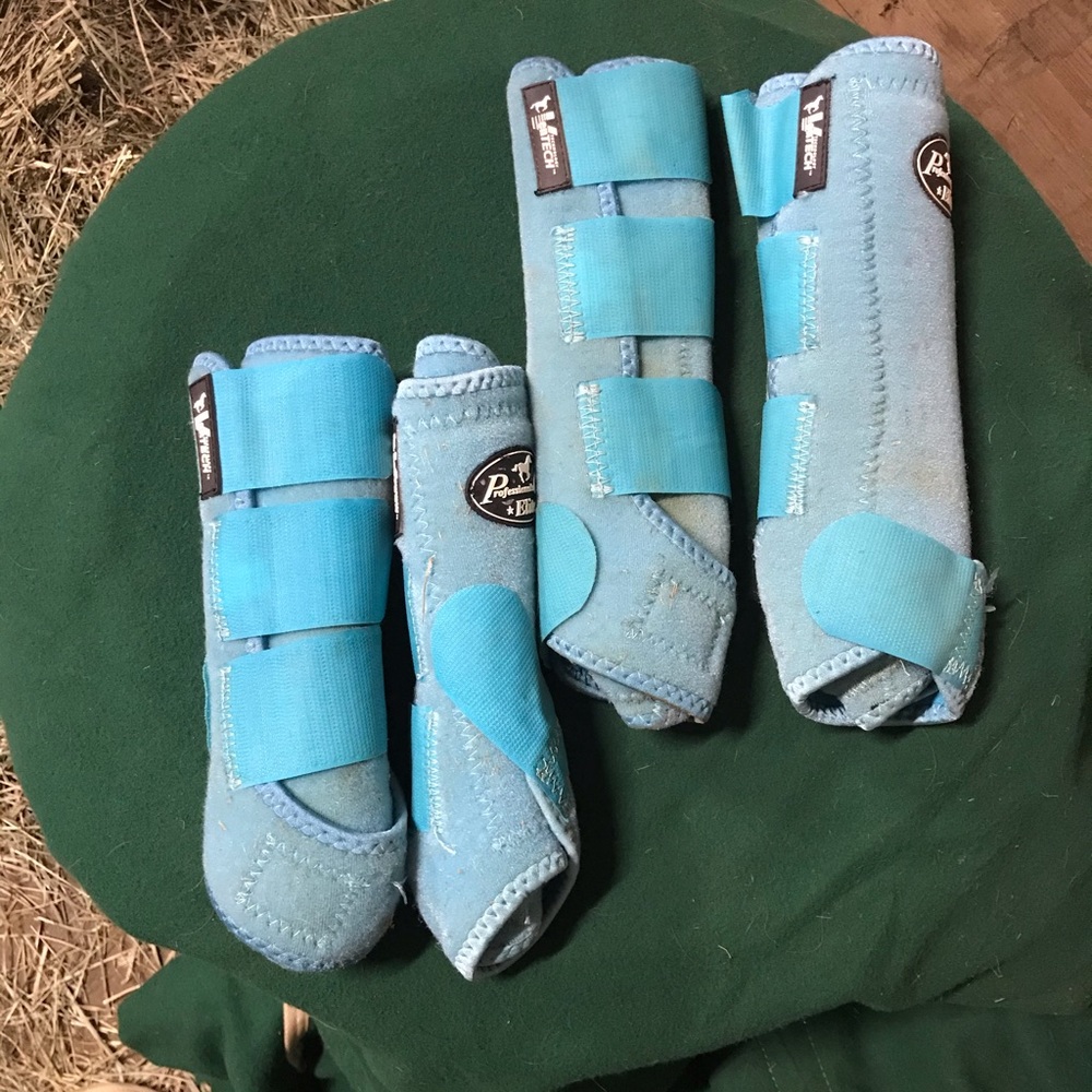 💎SOLD💎 Full set of pro choice elite horse boots